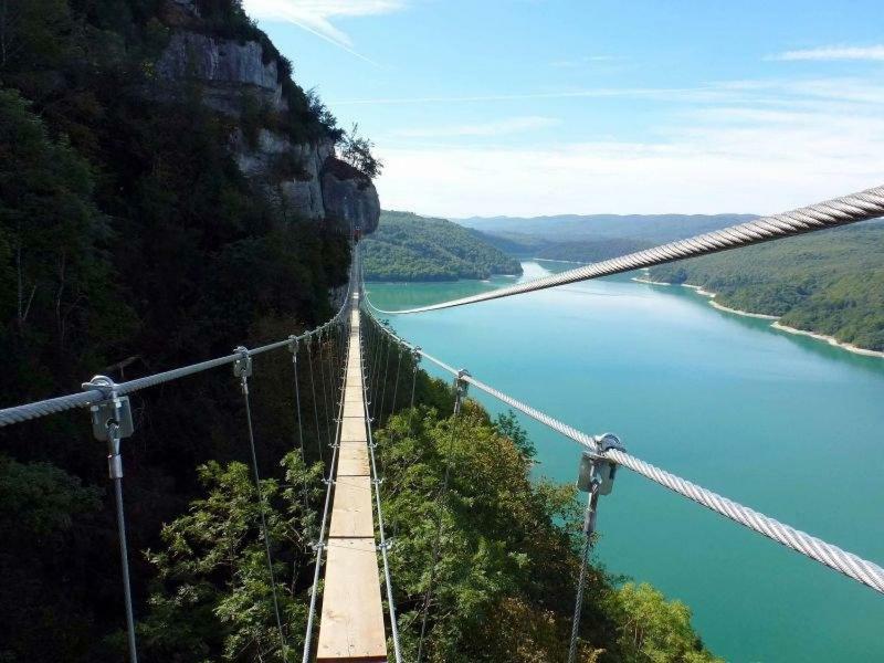 Entre Lacs Et Montagnes , Maison Individuelle,Lits Prepares, Parking Et Menage Inclus Baresia-sur-l'Ain Exteriér fotografie